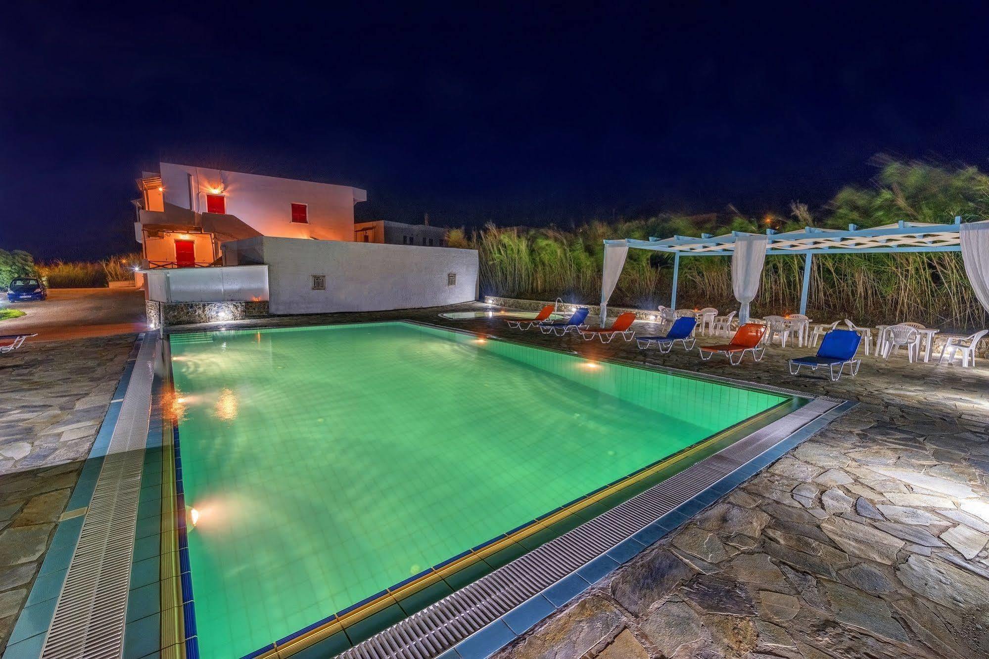 Hotel Smaragdi Apartments Vissa Eksteriør billede