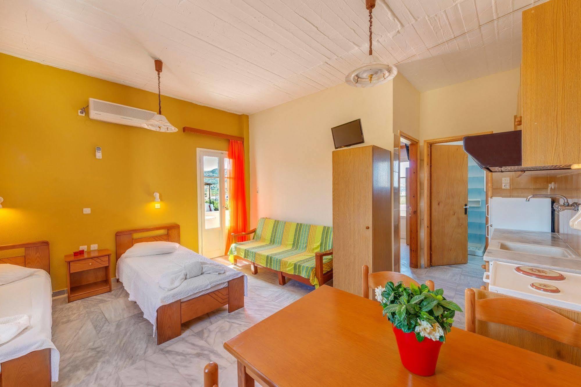 Hotel Smaragdi Apartments Vissa Eksteriør billede