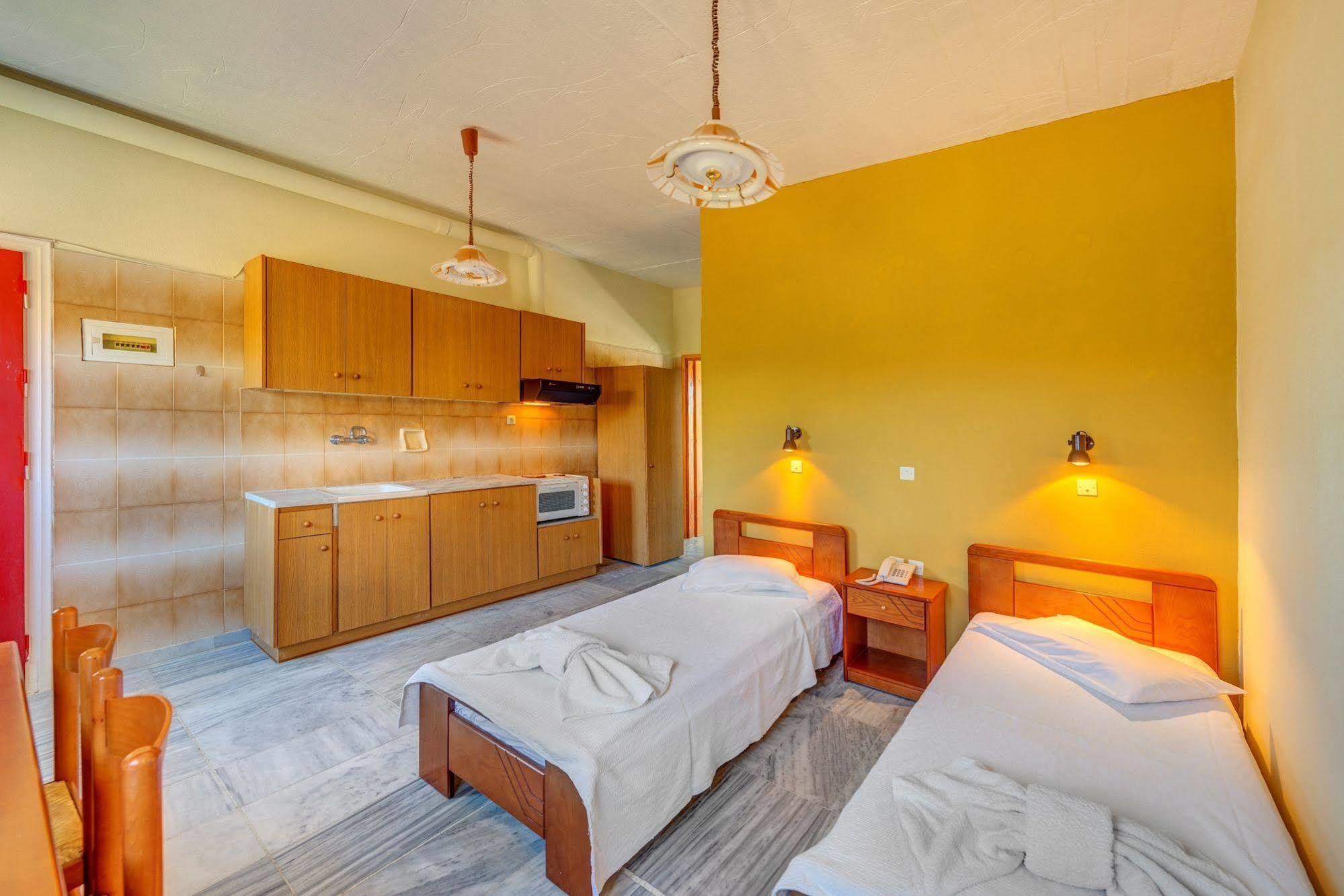 Hotel Smaragdi Apartments Vissa Eksteriør billede